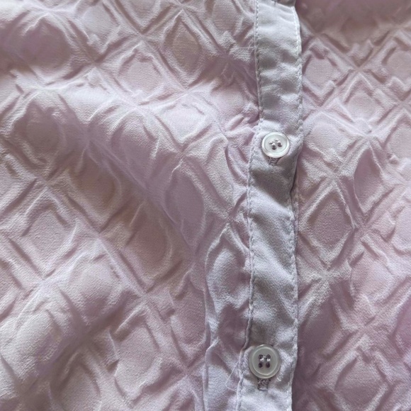 TEXTURED BUTTON DOWN TUNIC, SOFT LILAC, SIZE 5X, 3/4 SLEEVES WITH TABS, PENNINGT - Picture 7 of 10